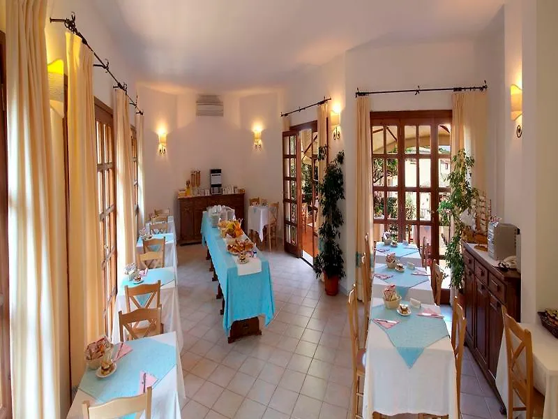 Hotel Piccolo Pevero Porto Cervo 3*,